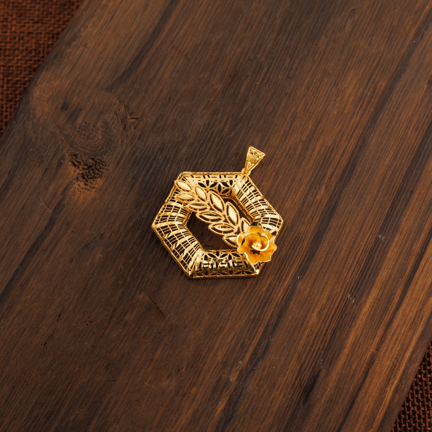 RP Pendants (D62) - Silver 925 & Gold Plated