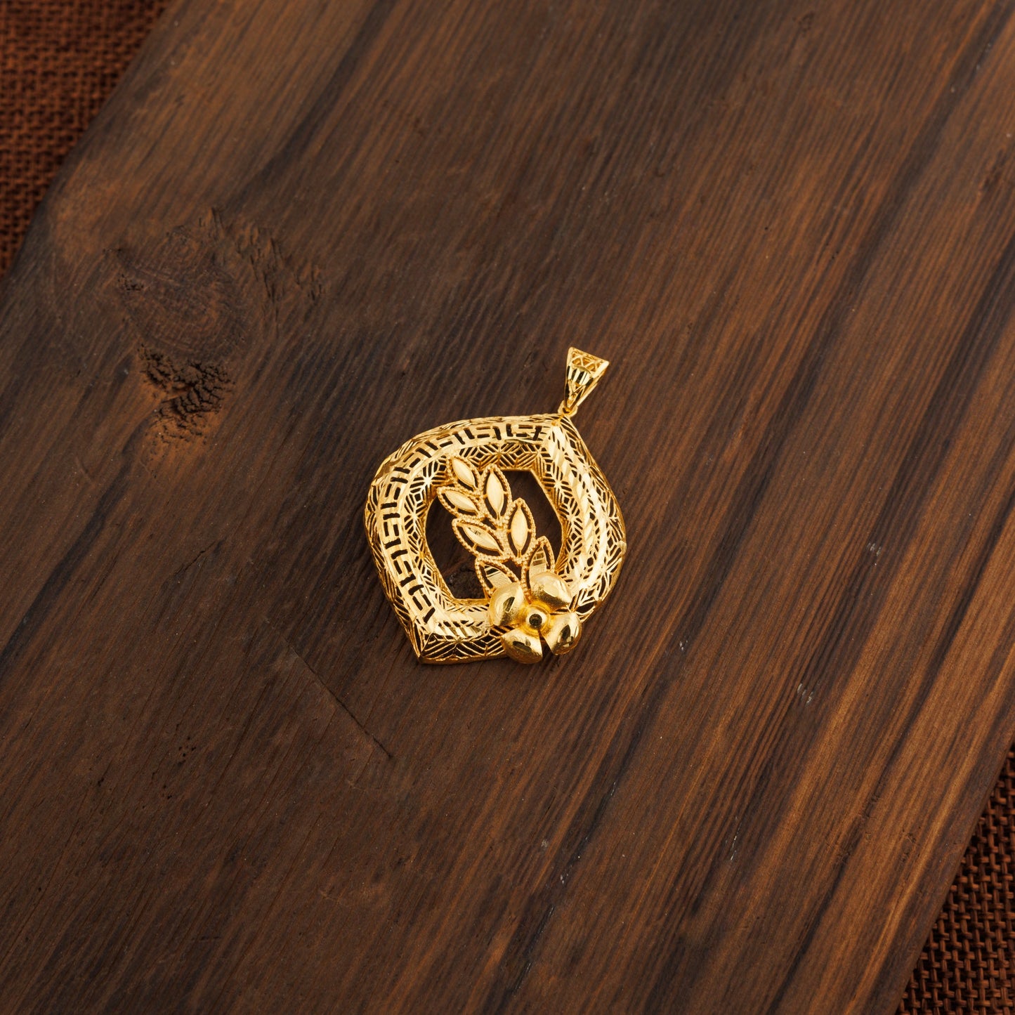 RP Pendants (D50) - Silver 925 & Gold Plated