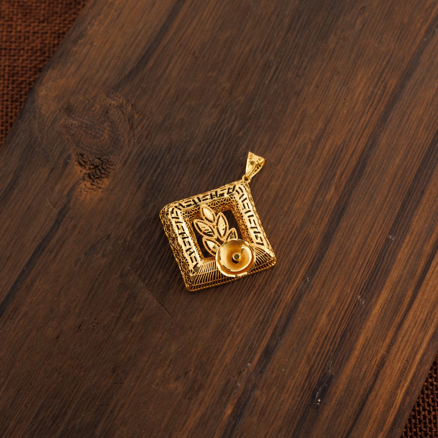 RP Pendants (D60) - Silver 925 & Gold Plated