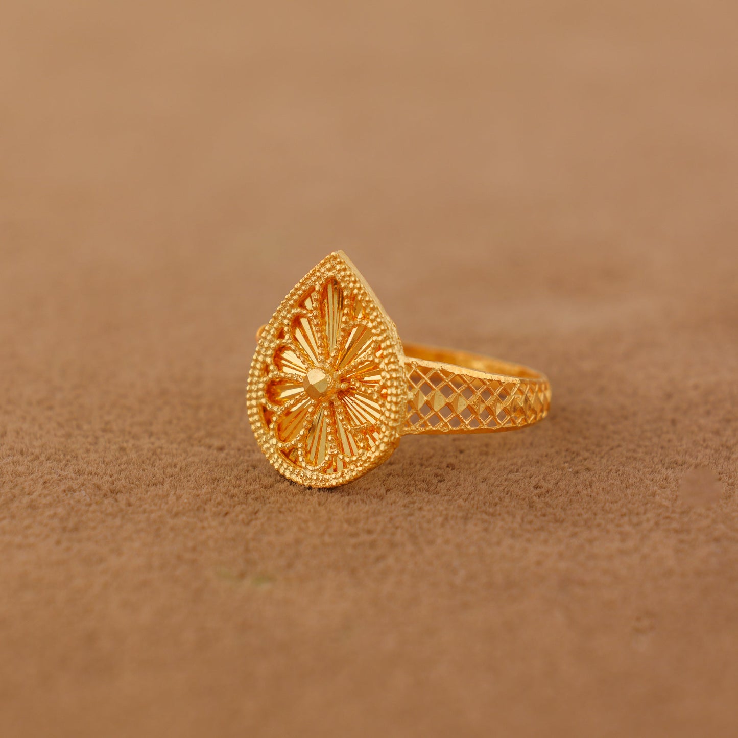RP Diamond Cut Drop Ring (D1) - Silver 925 & Gold Plated