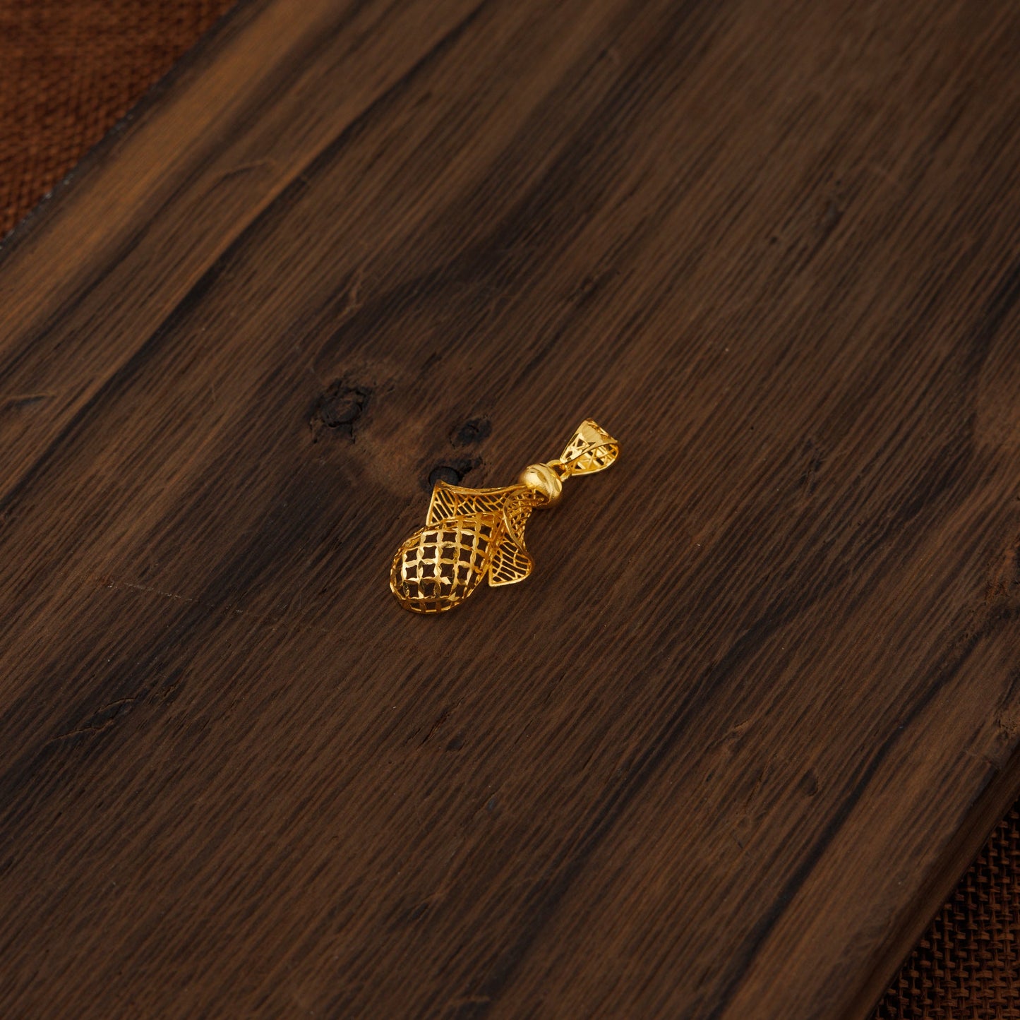 Kid's Casting Pendants (D39) - Silver 925 & Gold Plated